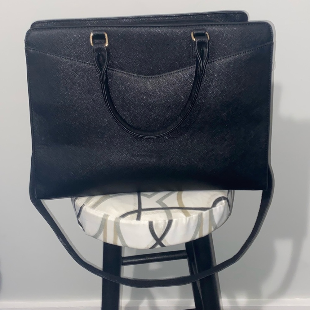 Black 16 inch laptop work bag
